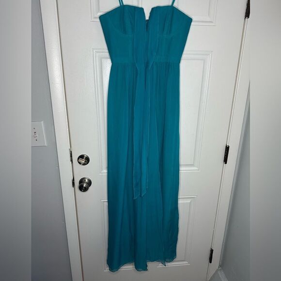 BCBG MAX AZRIA BLUEJADE STARR V-NECK SILK HALTER GOWN IML6W195 SIZE 8 blue maxi - Picture 4 of 6